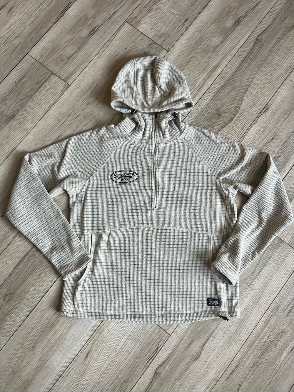 Mountain Hardwear Women’s Summit Grid Hooded Quarter-Zip Sweater - Light Beige